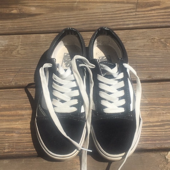 Vans Shoes - Black Vans Old Skool